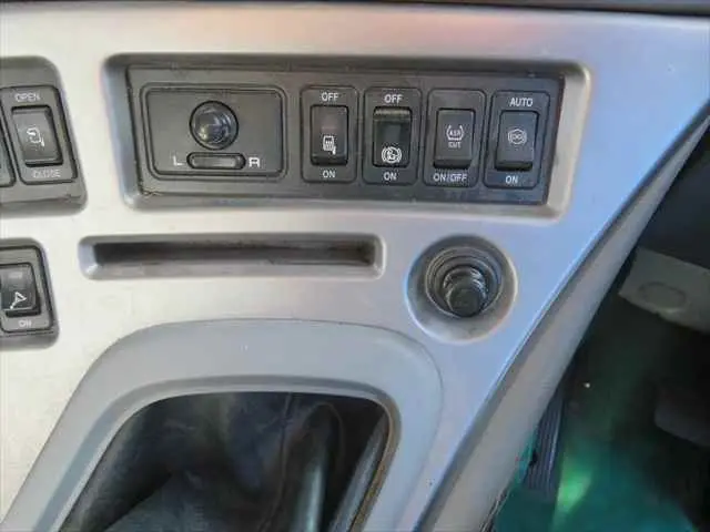 管理番号3515|UD クオン QKG-CG5ZM(8x4)の写真47