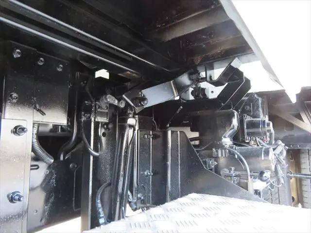 管理番号3531|いすゞ エルフ PB-NKS81N改(4WD)の写真26