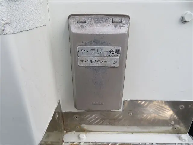 管理番号3531|いすゞ エルフ PB-NKS81N改(4WD)の写真37