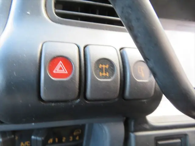 管理番号3531|いすゞ エルフ PB-NKS81N改(4WD)の写真44