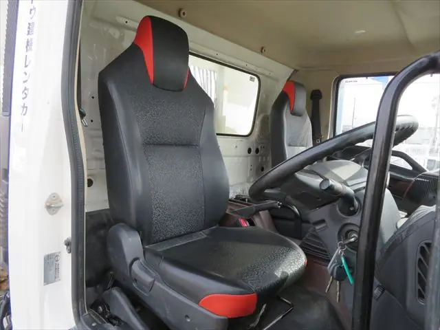 日野 レンジャー 2KG-FC2ABA(2WD)の写真29