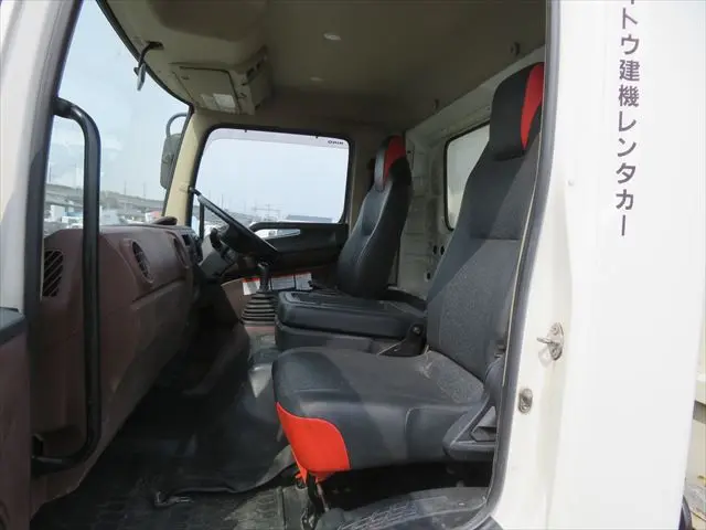 日野 レンジャー 2KG-FC2ABA(2WD)の写真32