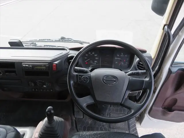 日野 レンジャー 2KG-FC2ABA(2WD)の写真33