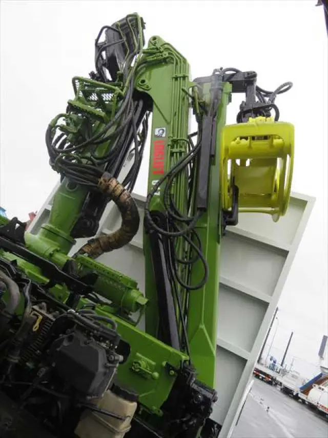 管理番号3588|UD コンドル QDG-PW39L(6x4)の写真18