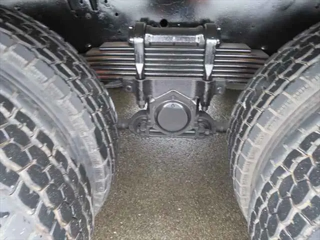 管理番号3588|UD コンドル QDG-PW39L(6x4)の写真21