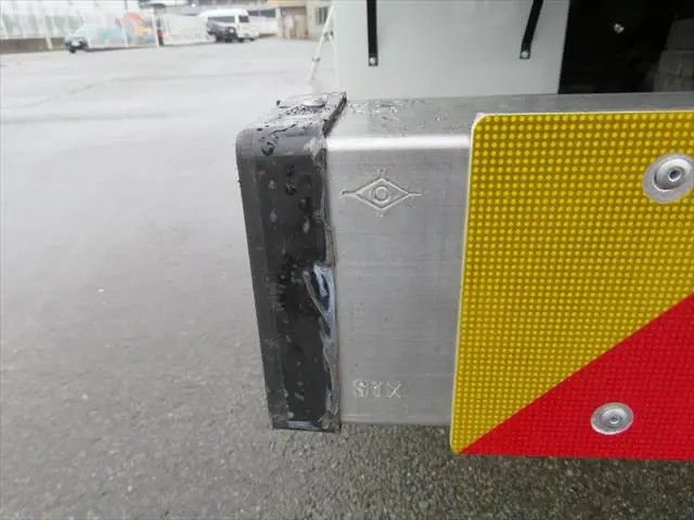 管理番号3588|UD コンドル QDG-PW39L(6x4)の写真22