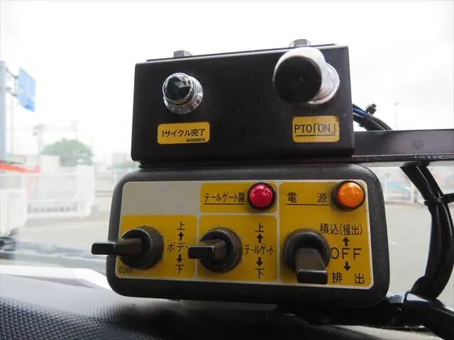 管理番号3599|日野 デュトロ TKG-XZU600E(2WD)の写真41