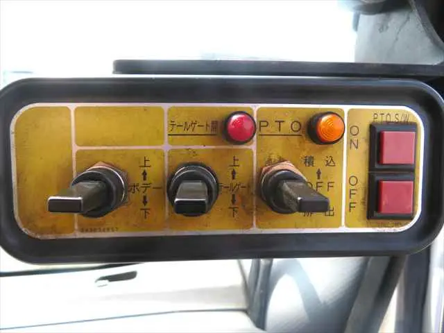 管理番号3648|いすゞ エルフ TPG-NMR85AN(2WD)の写真35