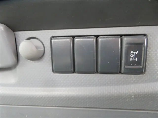 管理番号3651|いすゞ フォワード SKG-FRR90S1(2WD)の写真42