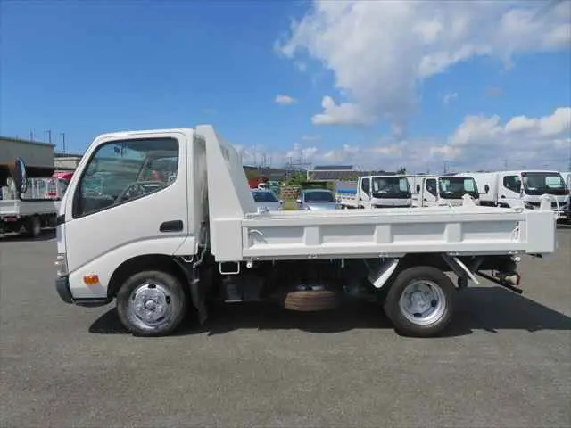 管理番号3666|トヨタ ダイナ BKG-XZU554D(2WD)の写真9