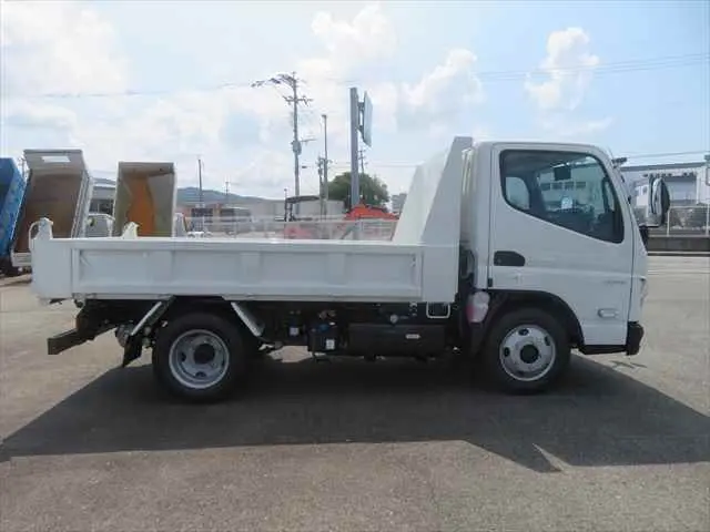 管理番号3670|三菱 キャンター 2RG-FBA60(2WD)の写真5