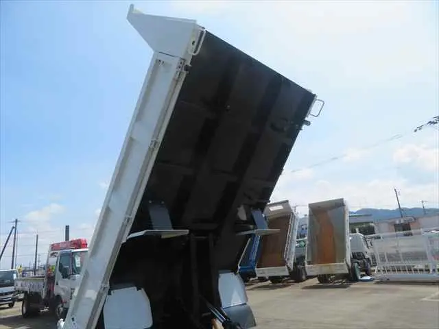 管理番号3670|三菱 キャンター 2RG-FBA60(2WD)の写真20