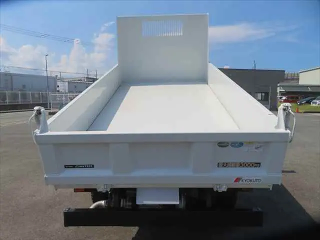 管理番号3670|三菱 キャンター 2RG-FBA60(2WD)の写真24