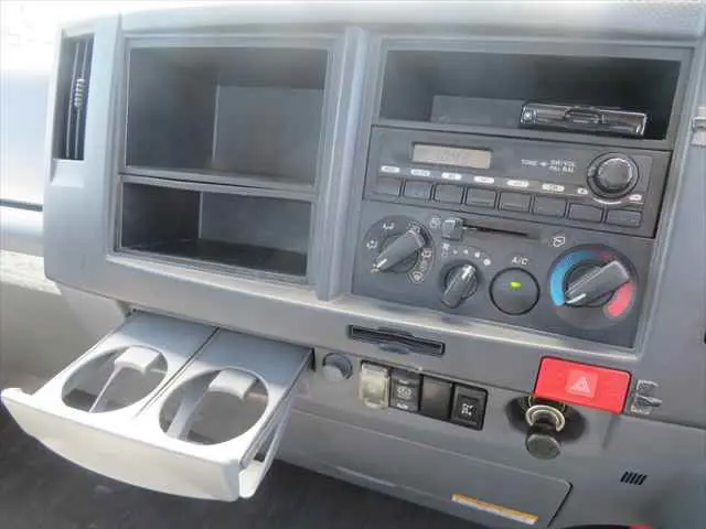 管理番号3677|いすゞ エルフ BDG-NPR85AN(2WD)の写真40