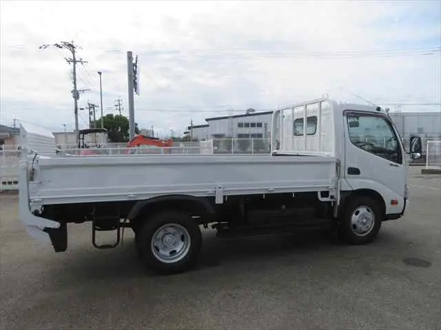 管理番号3679|日野 デュトロ TKG-XZU640M(2WD)の写真5