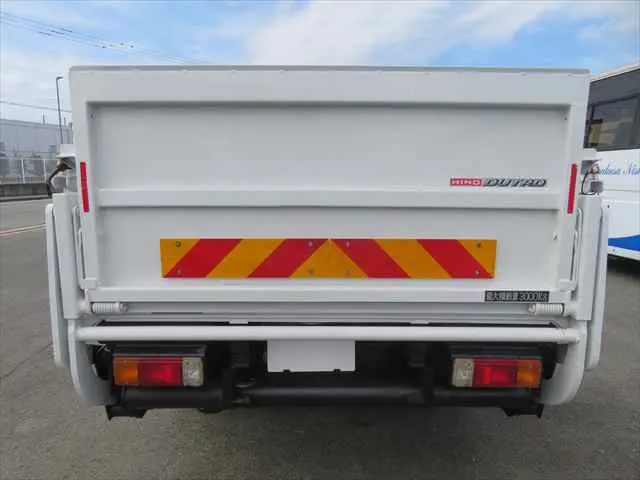 管理番号3679|日野 デュトロ TKG-XZU640M(2WD)の写真7