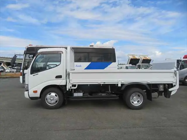 管理番号3679|日野 デュトロ TKG-XZU640M(2WD)の写真9