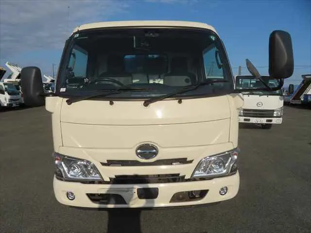 管理番号3689|日野 デュトロ 2RG-XZU605X(2WD)の写真3