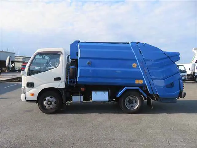 管理番号3689|日野 デュトロ 2RG-XZU605X(2WD)の写真9