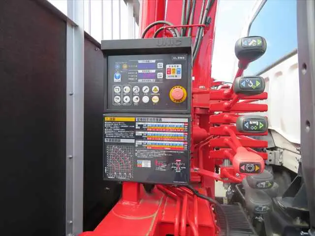 三菱 ファイター 2KG-FK62FZ(2WD)の写真31