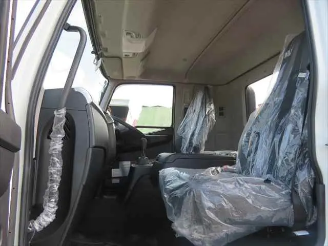 三菱 ファイター 2KG-FK62FZ(2WD)の写真37