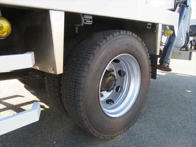 管理番号3692|いすゞ フォワード QKG-FTR34S2(2WD)の写真19