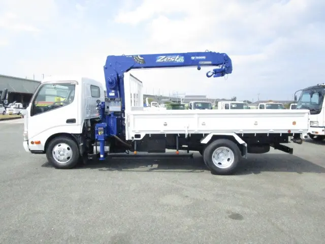 管理番号3696|日野 デュトロ TKG-XZU650M(2WD)の写真9