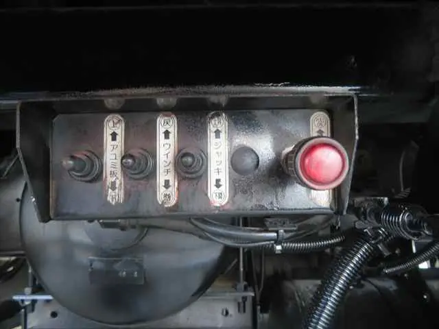 管理番号3718|三菱 ファイター PJ-FQ62F(6x4)の写真24