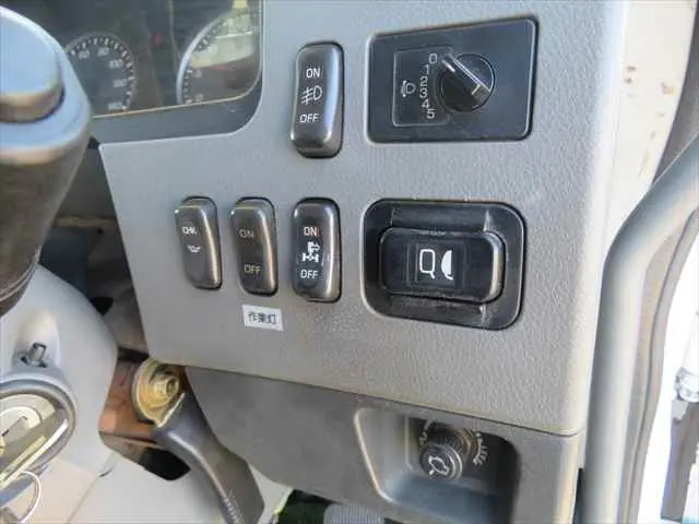 管理番号3718|三菱 ファイター PJ-FQ62F(6x4)の写真47