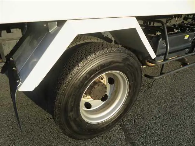 管理番号3726|いすゞ フォワード 2RG-FRR90S2(2WD)の写真22