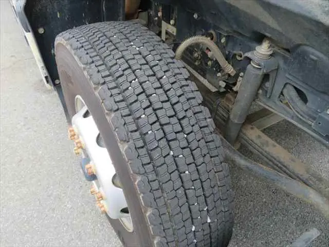 管理番号3728|いすゞ ギガ 2PG-CXZ77CT(6x4)の写真10