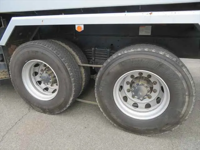 管理番号3728|いすゞ ギガ 2PG-CXZ77CT(6x4)の写真18