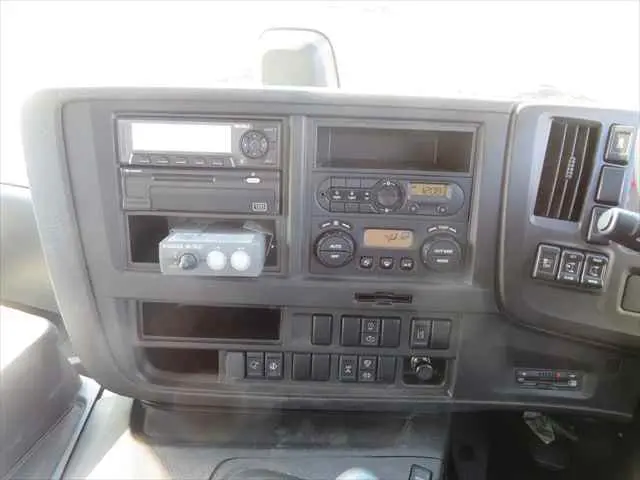 管理番号3728|いすゞ ギガ 2PG-CXZ77CT(6x4)の写真43