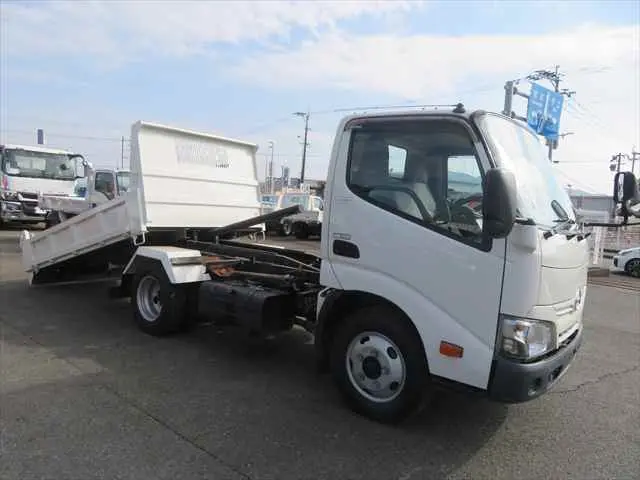 管理番号3737|日野 デュトロ TKG-XZU620T(2WD)の写真33