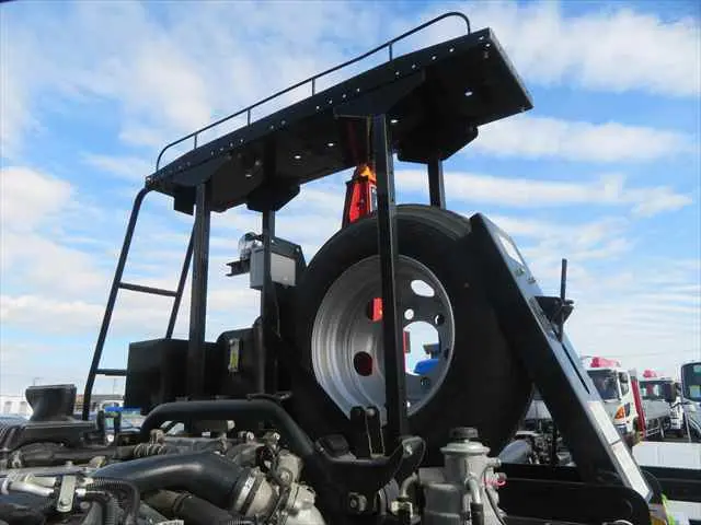 管理番号3742|いすゞ フォワード 2RG-FRR90S2(2WD)の写真17