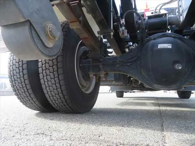 管理番号3742|いすゞ フォワード 2RG-FRR90S2(2WD)の写真19