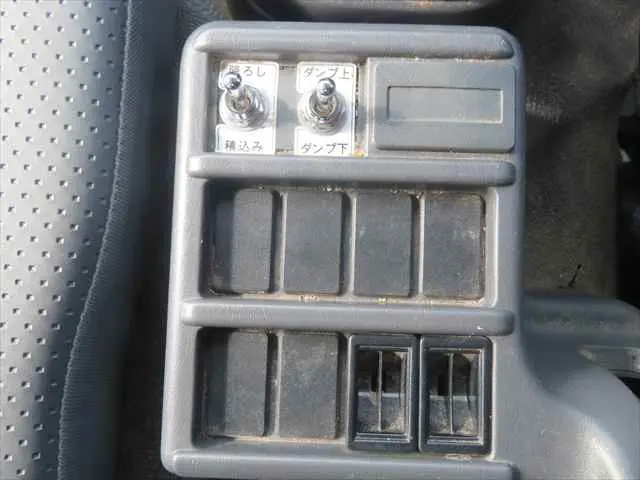 管理番号3742|いすゞ フォワード 2RG-FRR90S2(2WD)の写真47