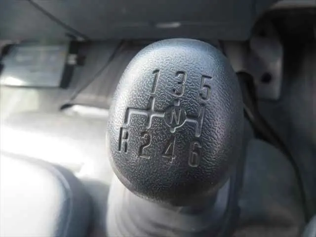 管理番号3742|いすゞ フォワード 2RG-FRR90S2(2WD)の写真47