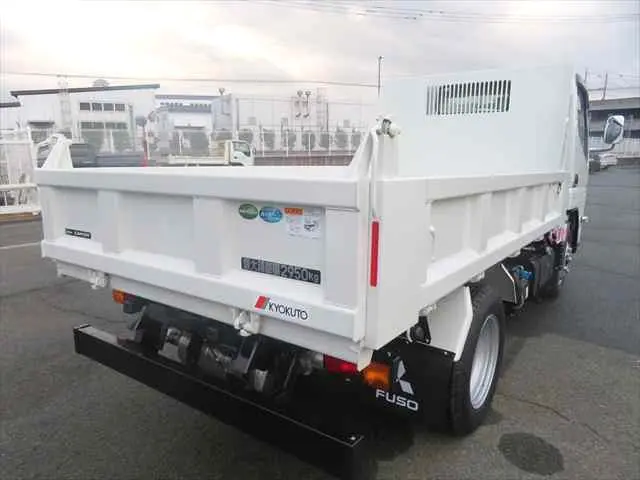 管理番号3750|三菱 キャンター 2RG-FBA60(2WD)の写真6