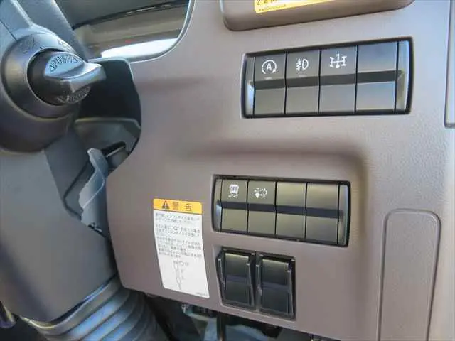 管理番号3758|三菱 キャンター 2PG-FEB90(2WD)の写真38