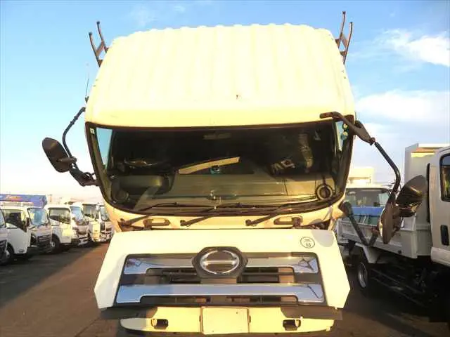 管理番号3761|日野 プロフィア LDG-FS1ERBA(6x4)の写真16