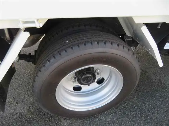 管理番号3762|三菱 キャンター 2RG-FBA60(2WD)の写真17