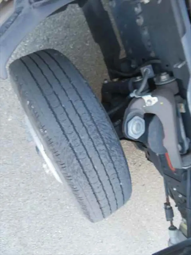 管理番号3779|いすゞ エルフ BKG-NKR85A(2WD)の写真15