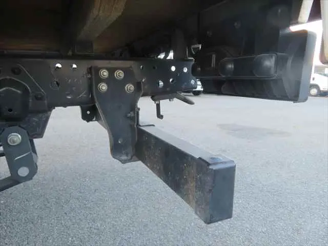 管理番号3779|いすゞ エルフ BKG-NKR85A(2WD)の写真23