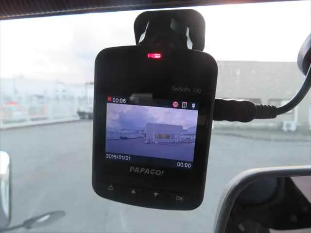 管理番号3779|いすゞ エルフ BKG-NKR85A(2WD)の写真44