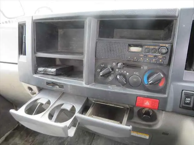 管理番号3802|いすゞ エルフ BDG-NKR85AD(2WD)の写真37