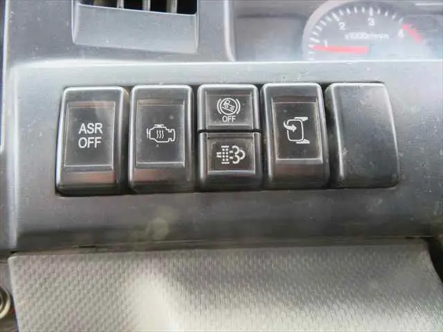 管理番号3802|いすゞ エルフ BDG-NKR85AD(2WD)の写真39