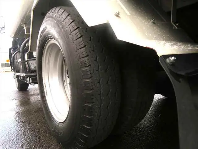 管理番号3818|日野 デュトロ 2RG-XZU605X(2WD)の写真17