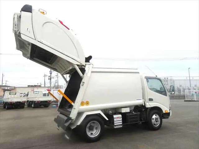 管理番号3818|日野 デュトロ 2RG-XZU605X(2WD)の写真30