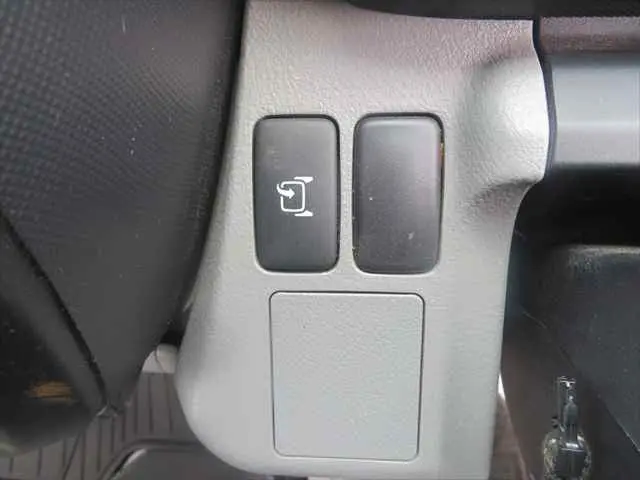 管理番号3818|日野 デュトロ 2RG-XZU605X(2WD)の写真47